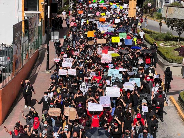 Humanidades, estamos contigo: Miles protestan en la UV (+Video)