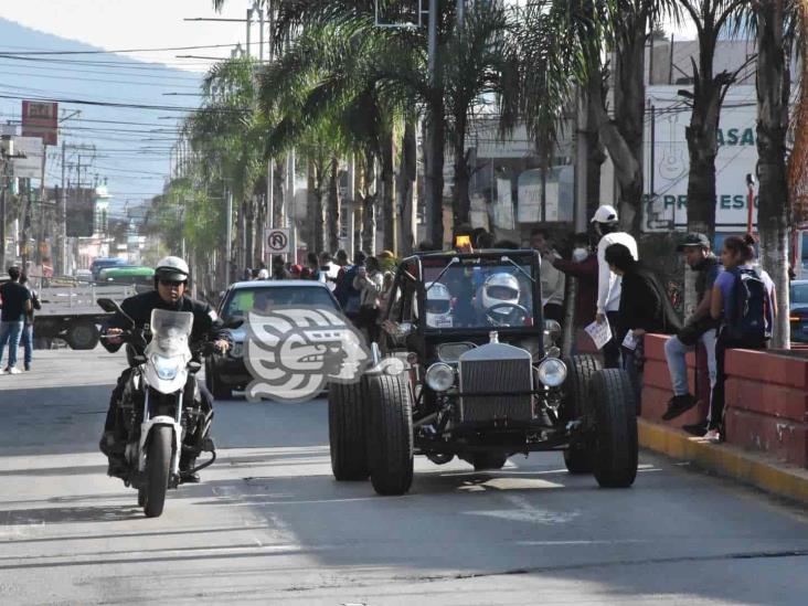 Rugen motores de la Carrera Panamericana, en su paso en la región centro