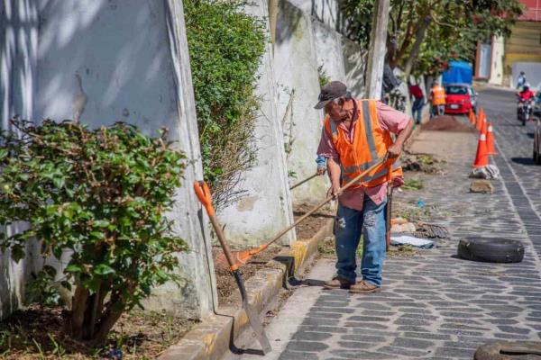 Este Día de Muertos, Panteón 5 de Febrero en Xalapa, cerrado para actividades (Video)
