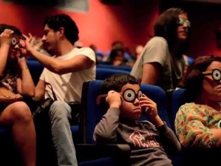 Cine para personas con discapacidad visual ¡Entérate cómo es posible!