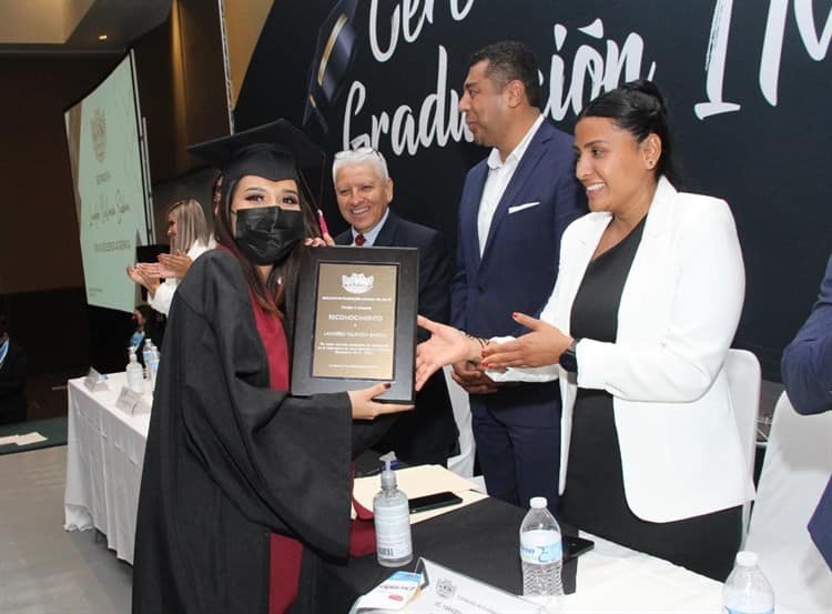 Realizan graduación del ITAG de la generación 2019-2022