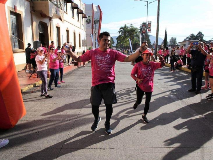 En Río Blanco realizan Carrera Rosa para concientizar sobre el cáncer de mama (Video)