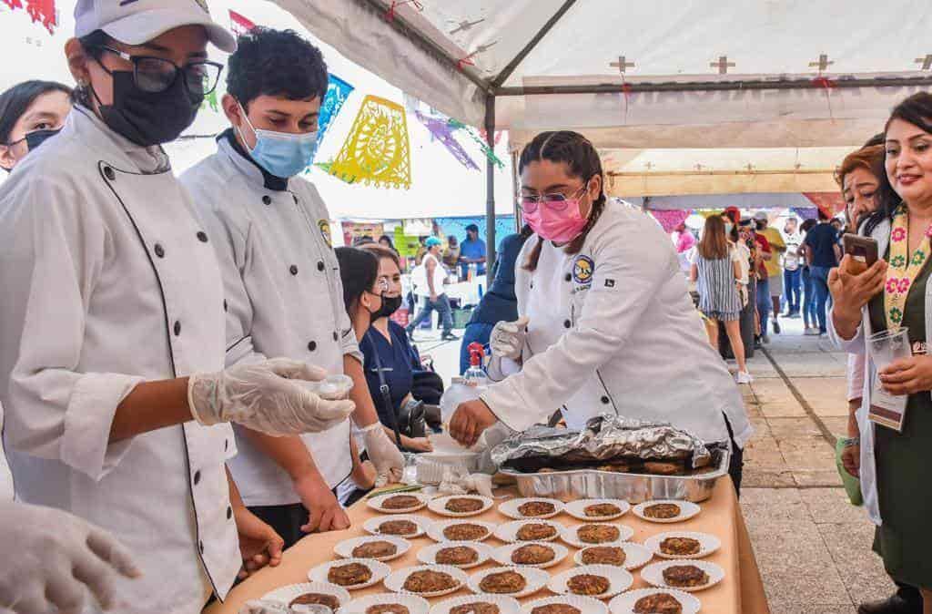 Impulsa a emprendedores la Feria Gastronómica