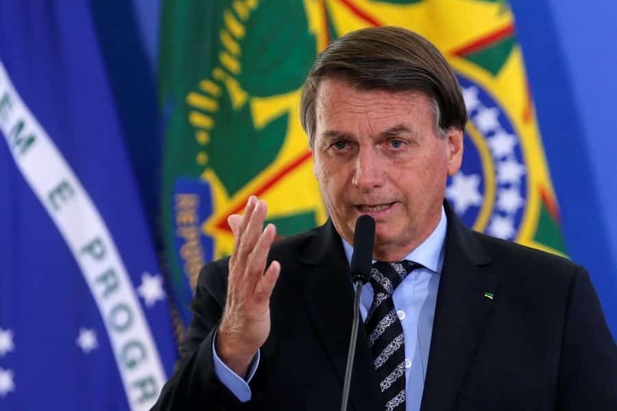 ‘Pedófilo’, le dicen a Bolsonaro en lluvia de críticas por comentarios sobre niñas