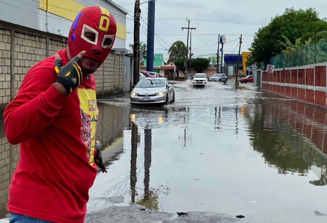 Calles parecen albercas en Boca del Río, denuncian ciudadanos