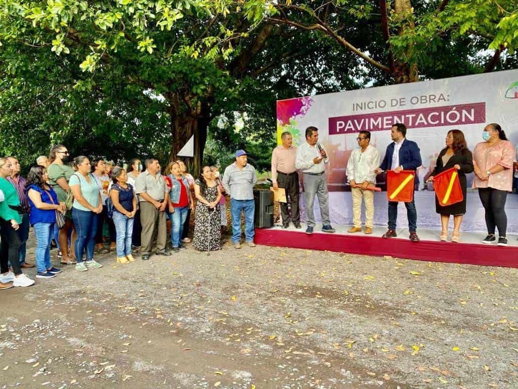 Pavimentan El Tejar, en Medellín; acabará con cuellos de botella