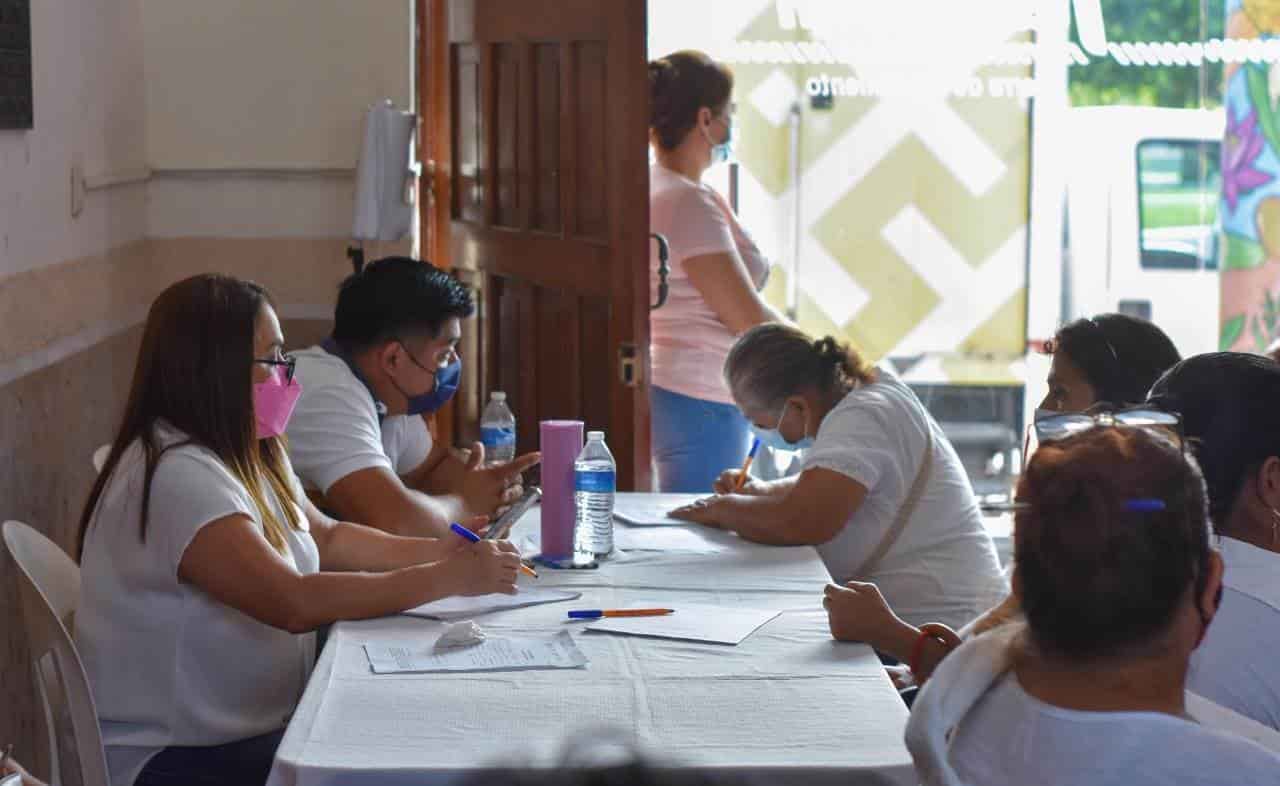 Atienden a mujeres en Tlalixcoyan con mastógrafo móvil para detectar cáncer de mama