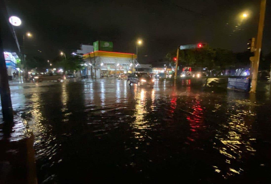 Sorprende aguacero en Veracruz; se sienten efectos del Frente Frío(+Video)