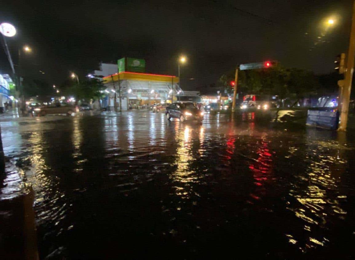 Sorprende aguacero en Veracruz; se sienten efectos del Frente Frío(+Video)