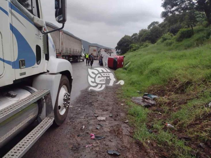 Reportan aparatosa carambola en libramiento La Choza, de Nogales