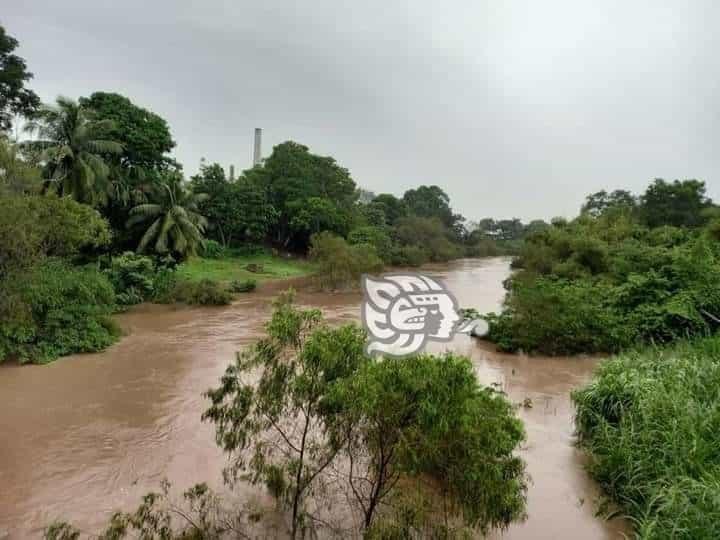 Instalan Centro de Acopio para damnificados en Las Choapas