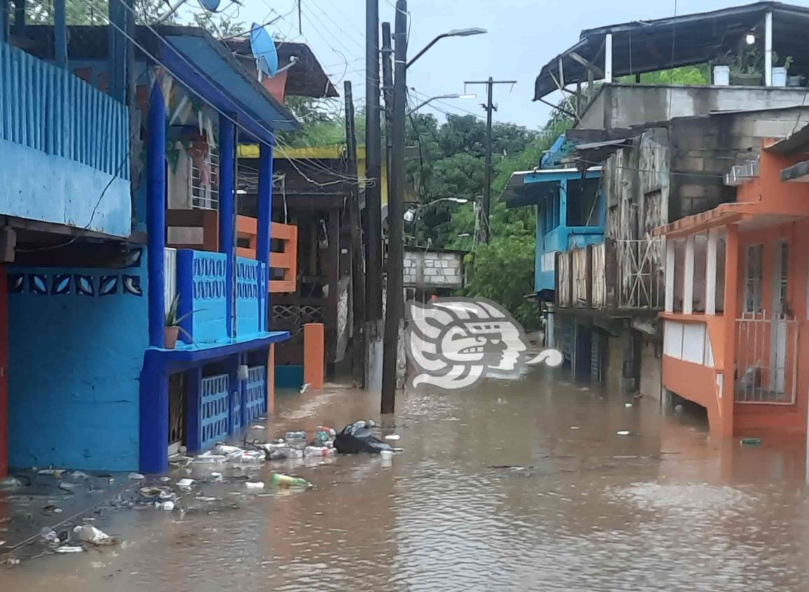 Frente frío 4 dejó lluvia histórica en Agua Dulce