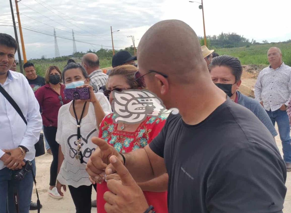 Taxistas solicitaron la apertura del carril a munícipe de Nanchital (+Video)