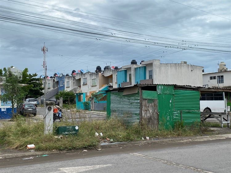 Luminarias no funcionan en calles de Río Medio 4 en Veracruz, denuncian ciudadanos