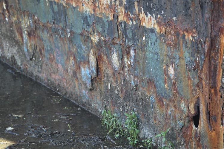 Corrosión y desinterés acabaron con el Buque Guanajuato en Boca del Río