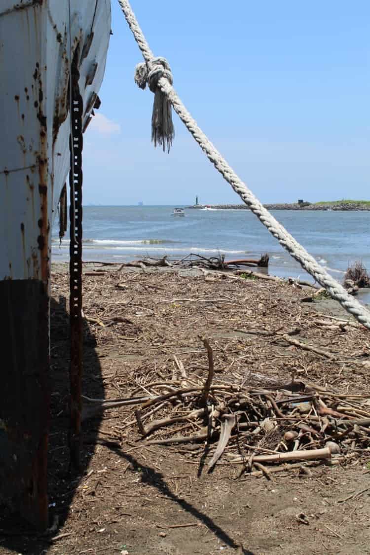 Corrosión y desinterés acabaron con el Buque Guanajuato en Boca del Río