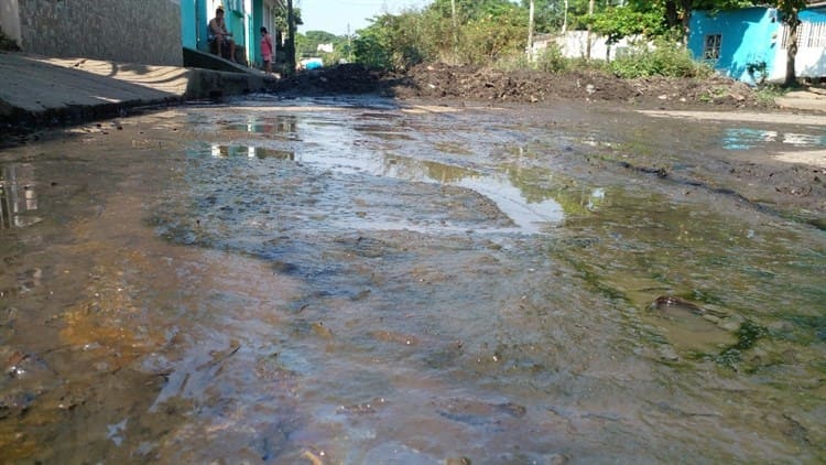 Calle General Anaya, lleva dos años sin ser reparada