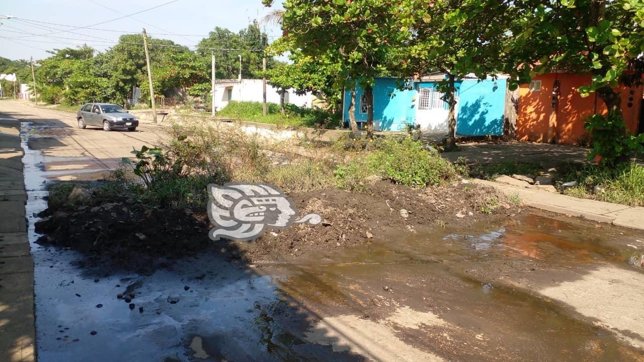 Calle General Anaya, lleva dos años sin ser reparada