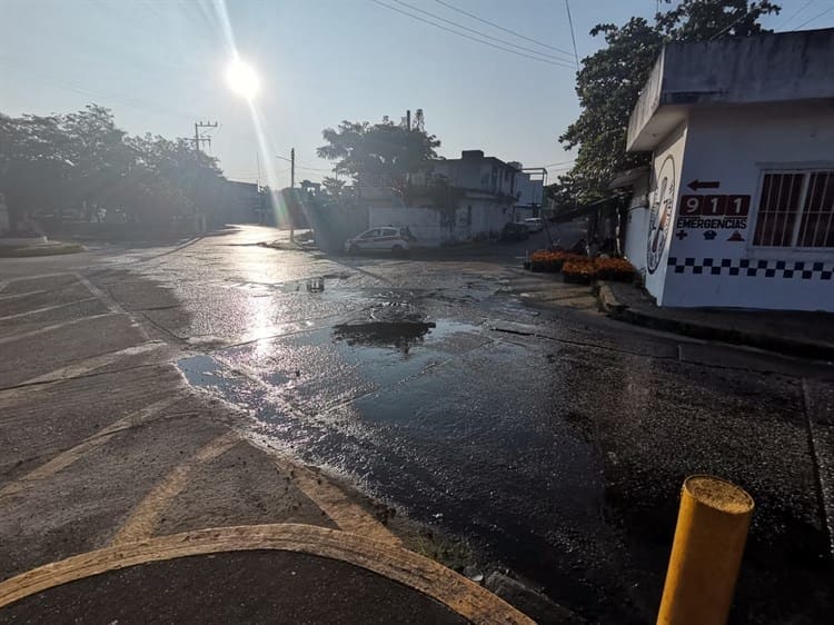 Cortan agua clandestina a delegación de Tránsito en Nanchital