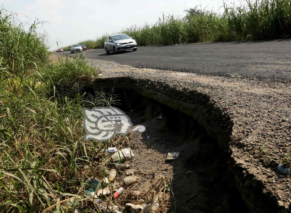 Empeoran condiciones en Las Matas; se agranda socavón