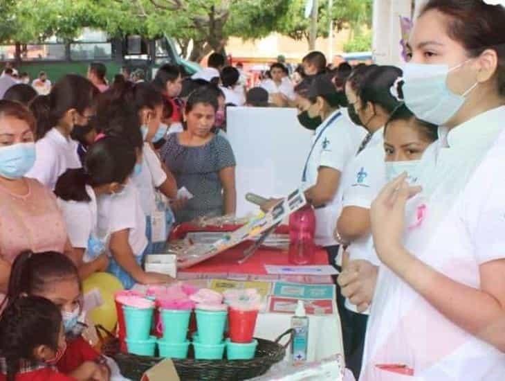 Realizan Feria de la Salud en Soteapan