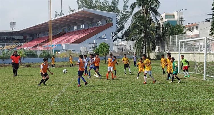 Brilla C.D.F. en la Súper Liga de Futbol