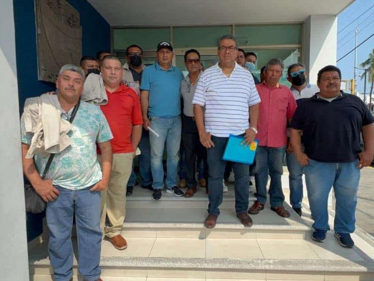 Trabajadores de Pemex en Veracruz se manifiestan por demora de pagos (+Video)