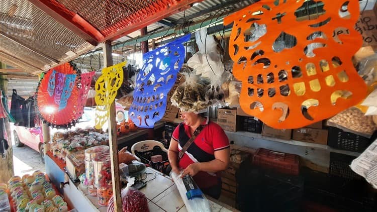 Hasta en 75 pesos las calaveritas de azúcar en Agua Dulce