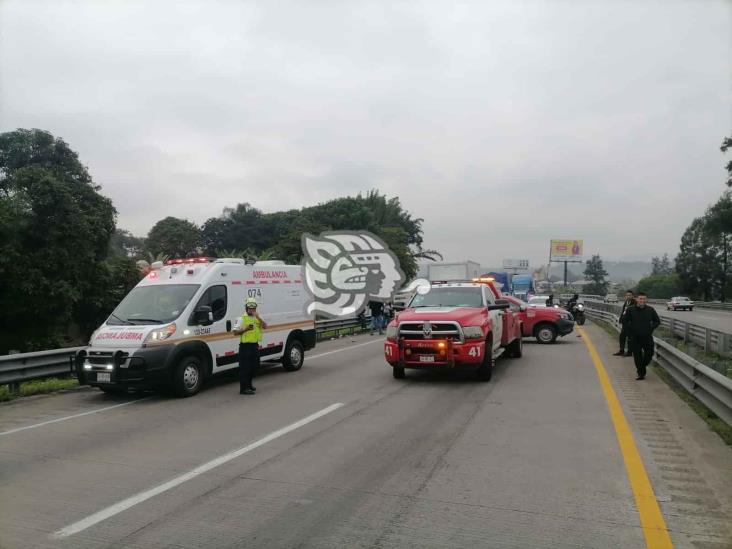 Vuelca camioneta en la autopista Orizaba-Córdoba; hay12 lesionados (+Video)