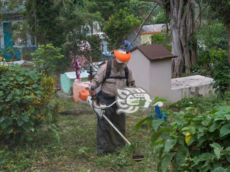 En Poza Rica, buscan disminuir riesgos para visitantes a panteones