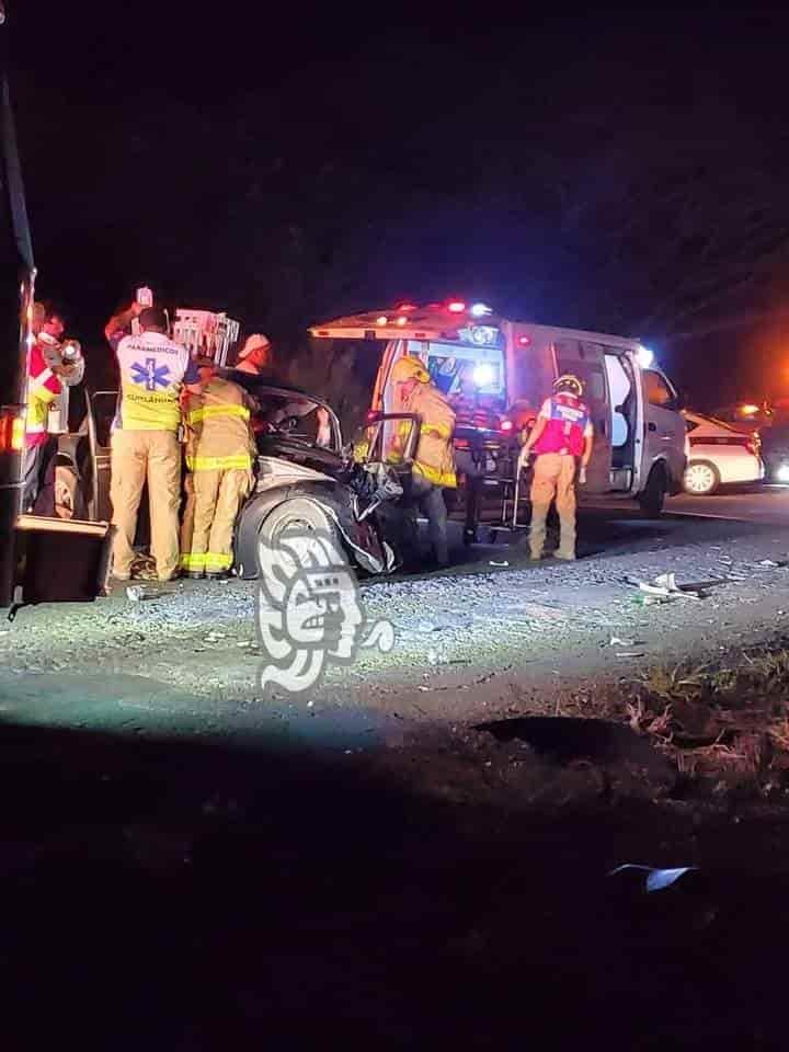 3 lesionados dejó accidente entre 2 vehículos en Cuitláhuac