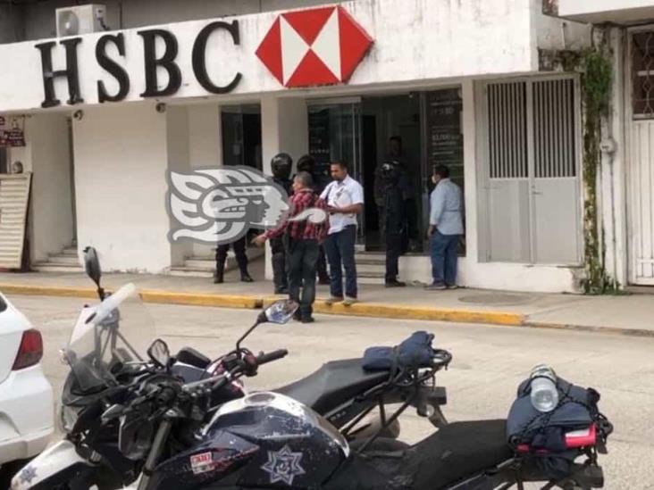 Lo asesinan para robarle en banco de Martínez de la Torre