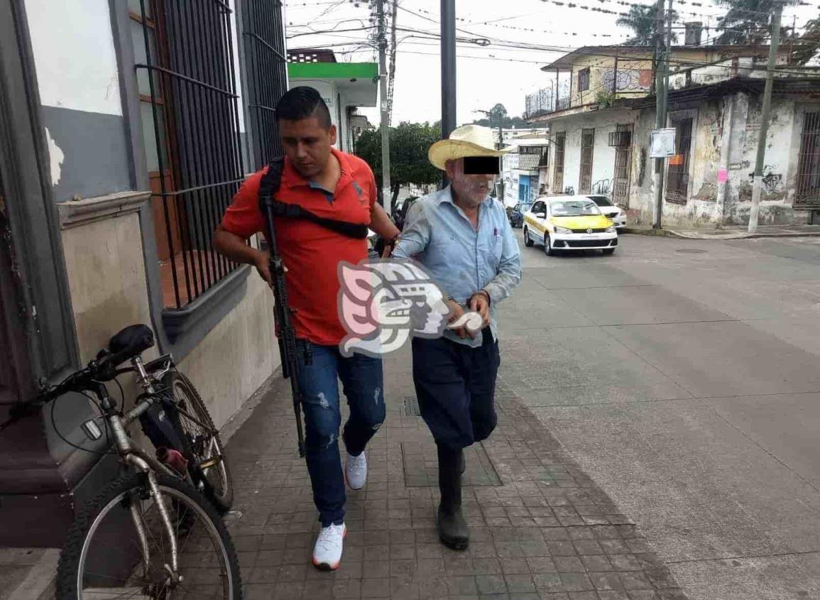 Detienen a campesino por cortarle la mano a su hermano hace 17 años