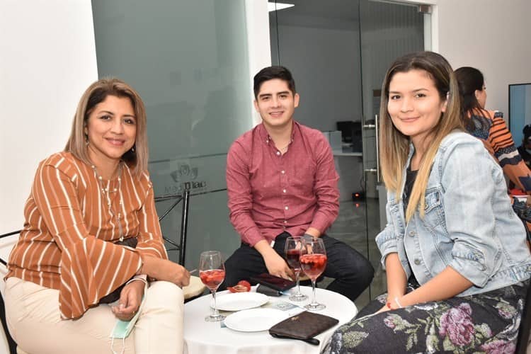 En MediMAC Boca del Río celebran Día del Médico