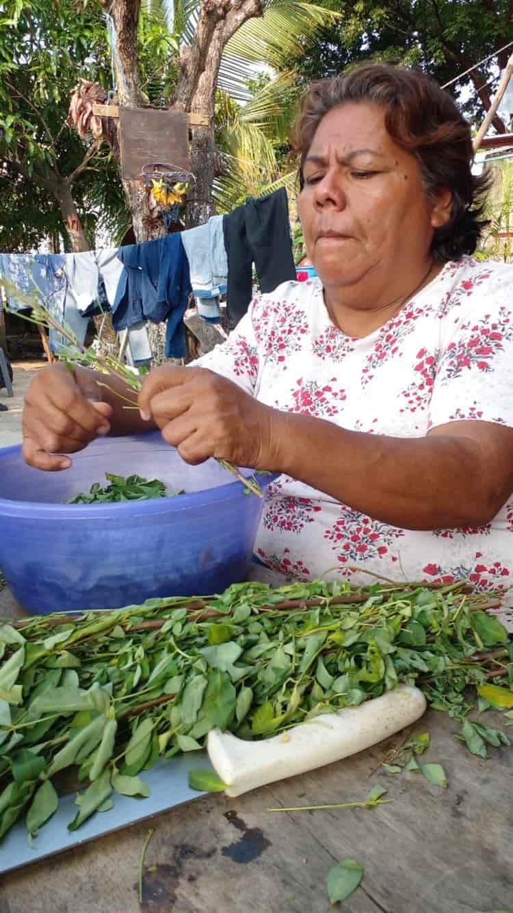 Regala tamales en honor a San Judas