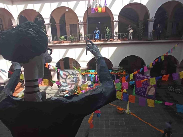 En honor a Juanote, altar en el Palacio Municipal de Xalapa (+Video)