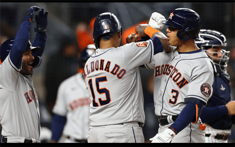 Empatan Astros de Houston Serie Mundial al ganar en casa