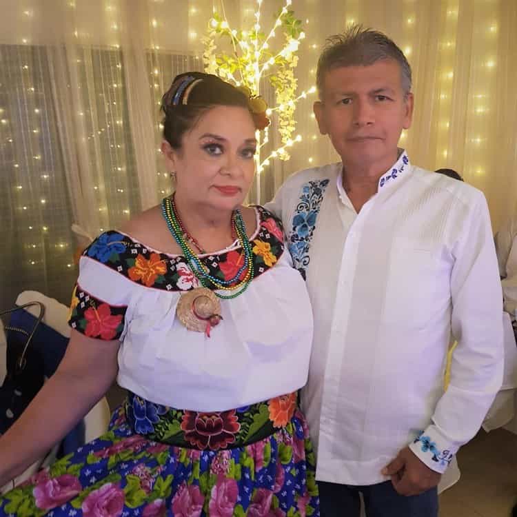 Nelly Santos y su fiesta Tabasqueña