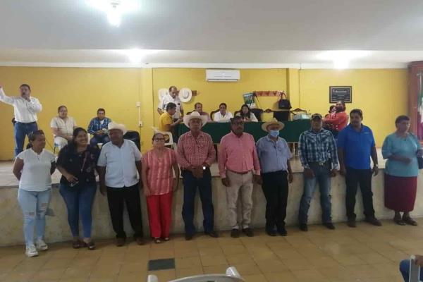 Realizan elección de órganos ejidales en Carlos A. Carrillo