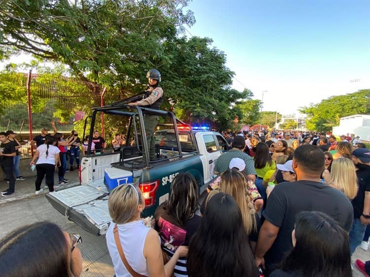 Con tranquilidad, inicia el acceso al concierto de Daddy Yankee en Boca del Río (+Video)