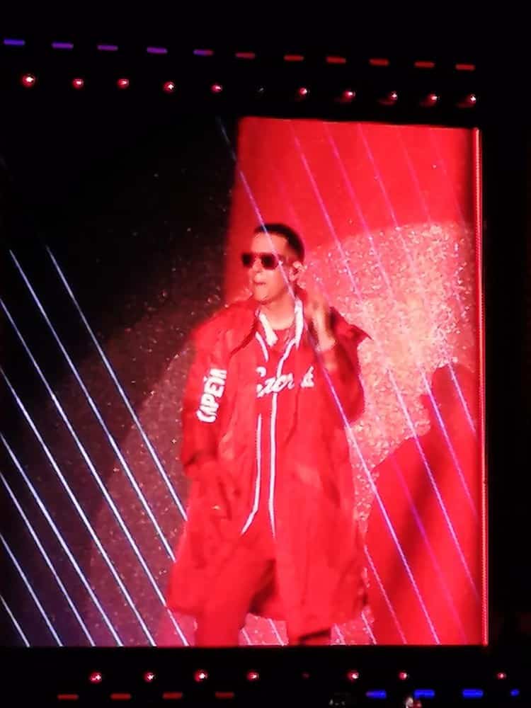 Daddy Yankee abarrota el estadio Beto Ávila en Boca del Río