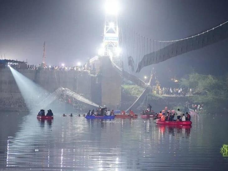 Sube a 137 el número de muertos tras derrumbe de puente colgante en India