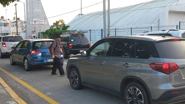 Ciudadanos piden instalación de topes en bulevar de Boca del Río para evitar accidentes(+Video)