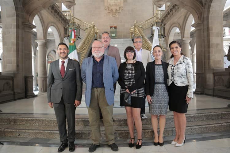 Presidente recibe en Palacio Nacional a Fernando Savater