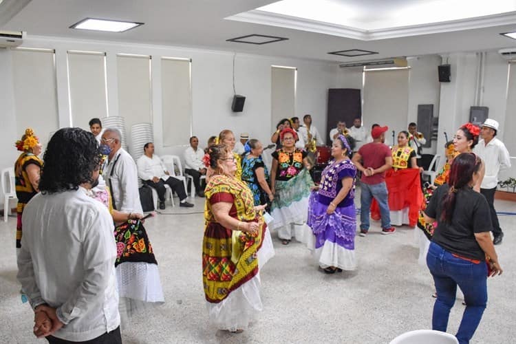 La Guelaguetza llega a Coatzacoalcos en noviembre