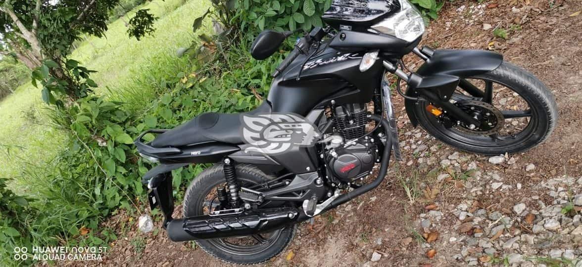 Regresaba de la chamba y no encontró su moto, en Moloacán