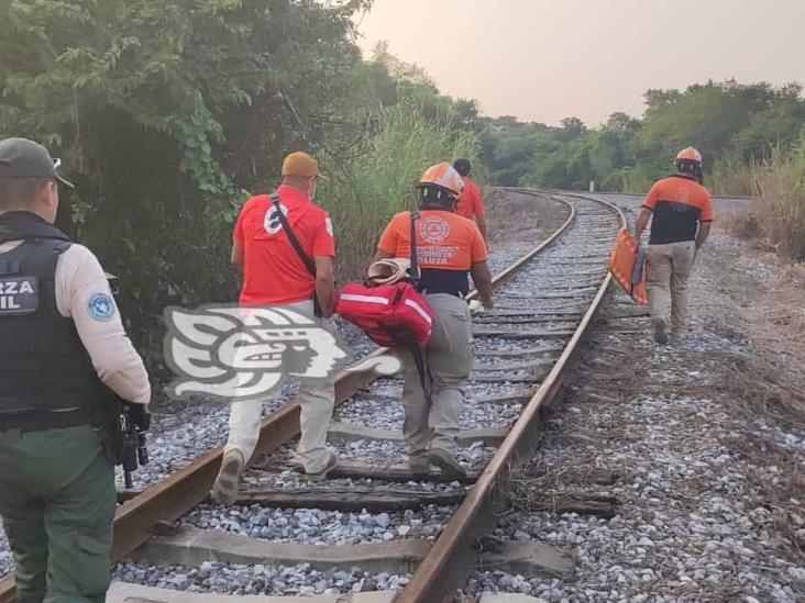 Convalece de sus lesiones venezolana arrollada por tren, en Sayula