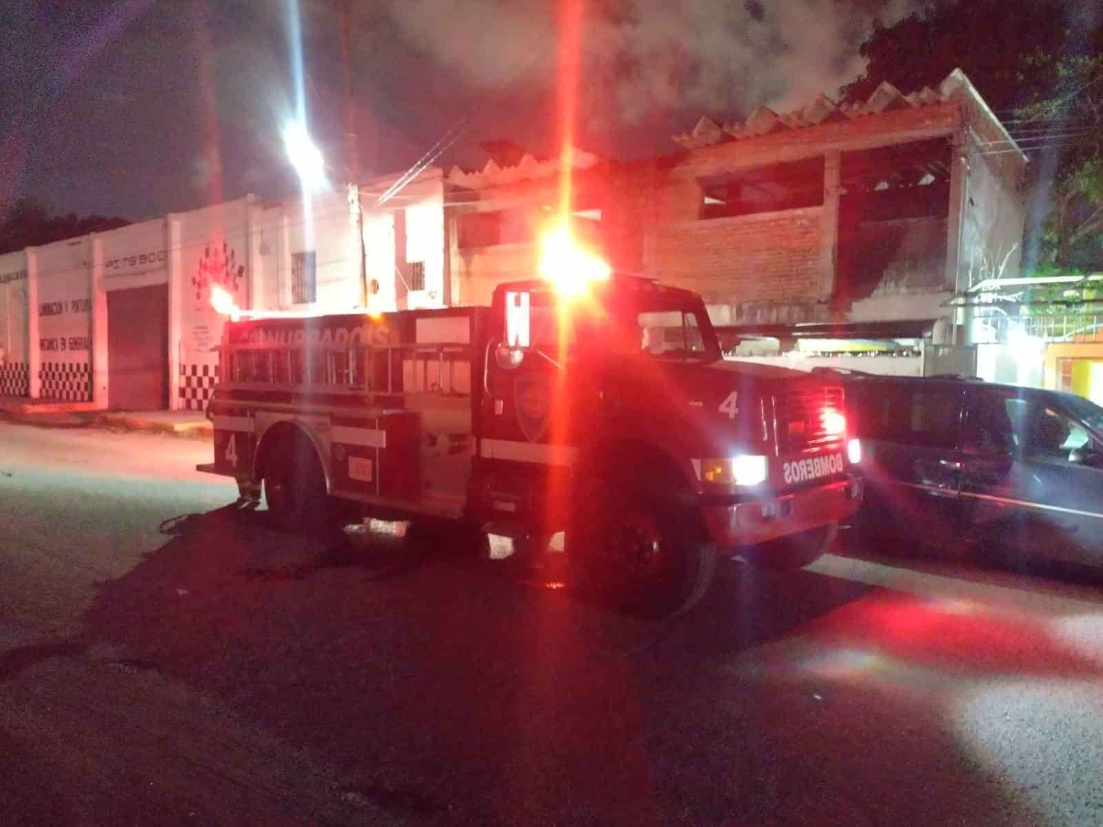 Movilización por incendio en Boca del Río resultó quema de basura