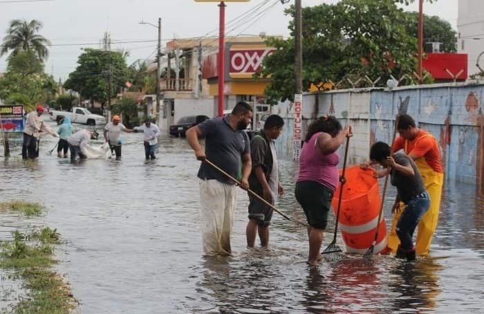 Aprendieron a monitorear los ríos para no inundarse en el fraccionamiento Floresta en Veracruz