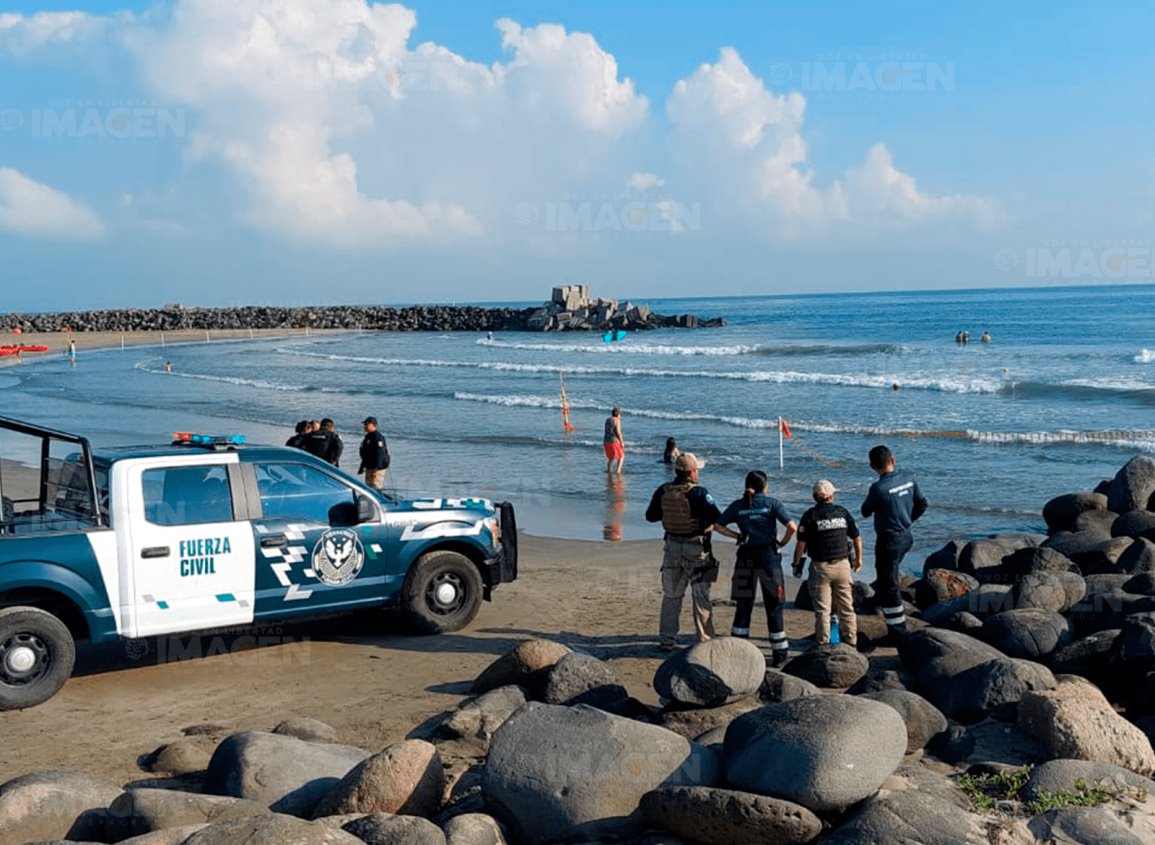 Localizan a bañista desaparecido en playa de Boca del Río (+Video)